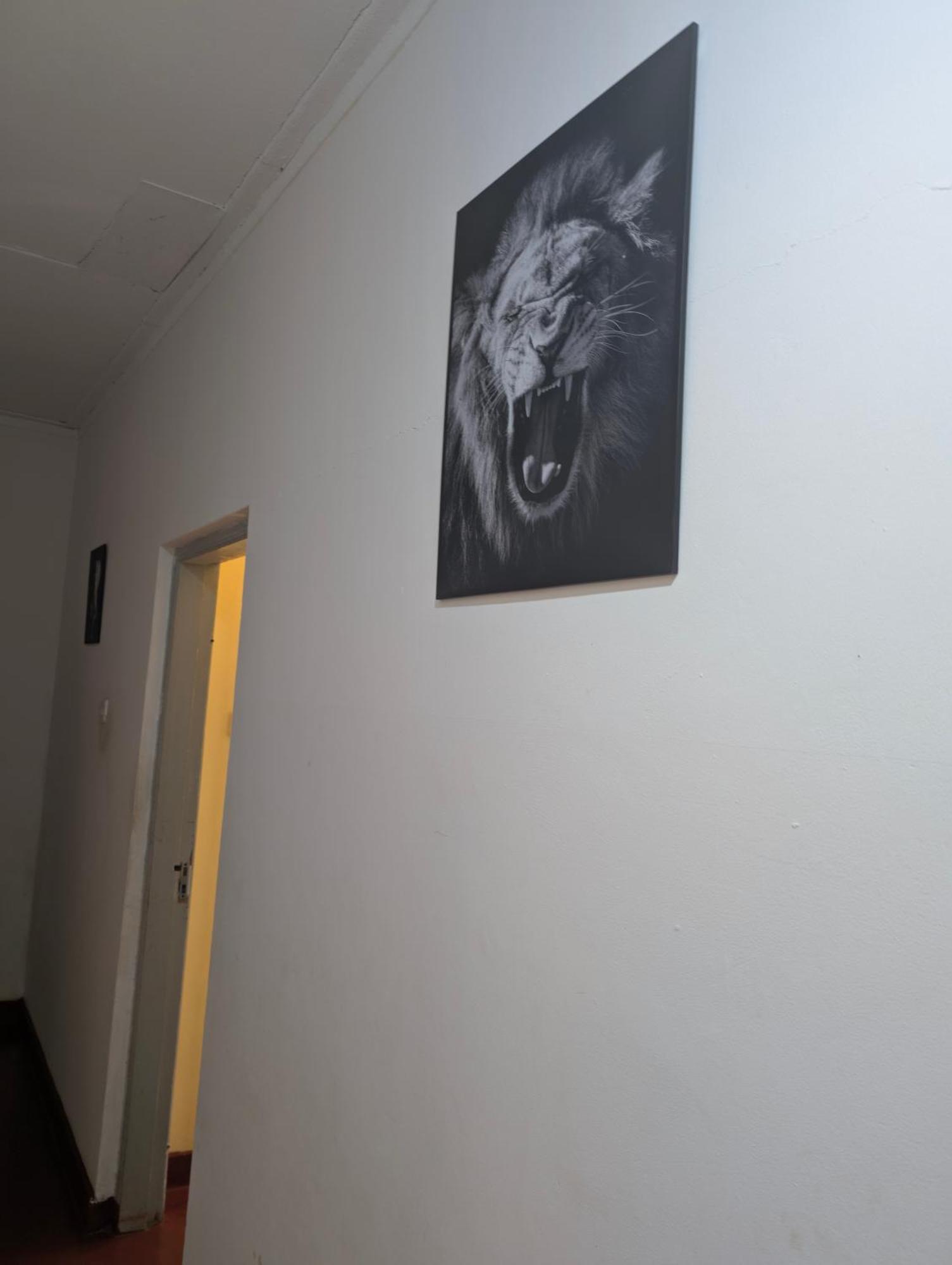 Dans Place Moshi Eksteriør billede